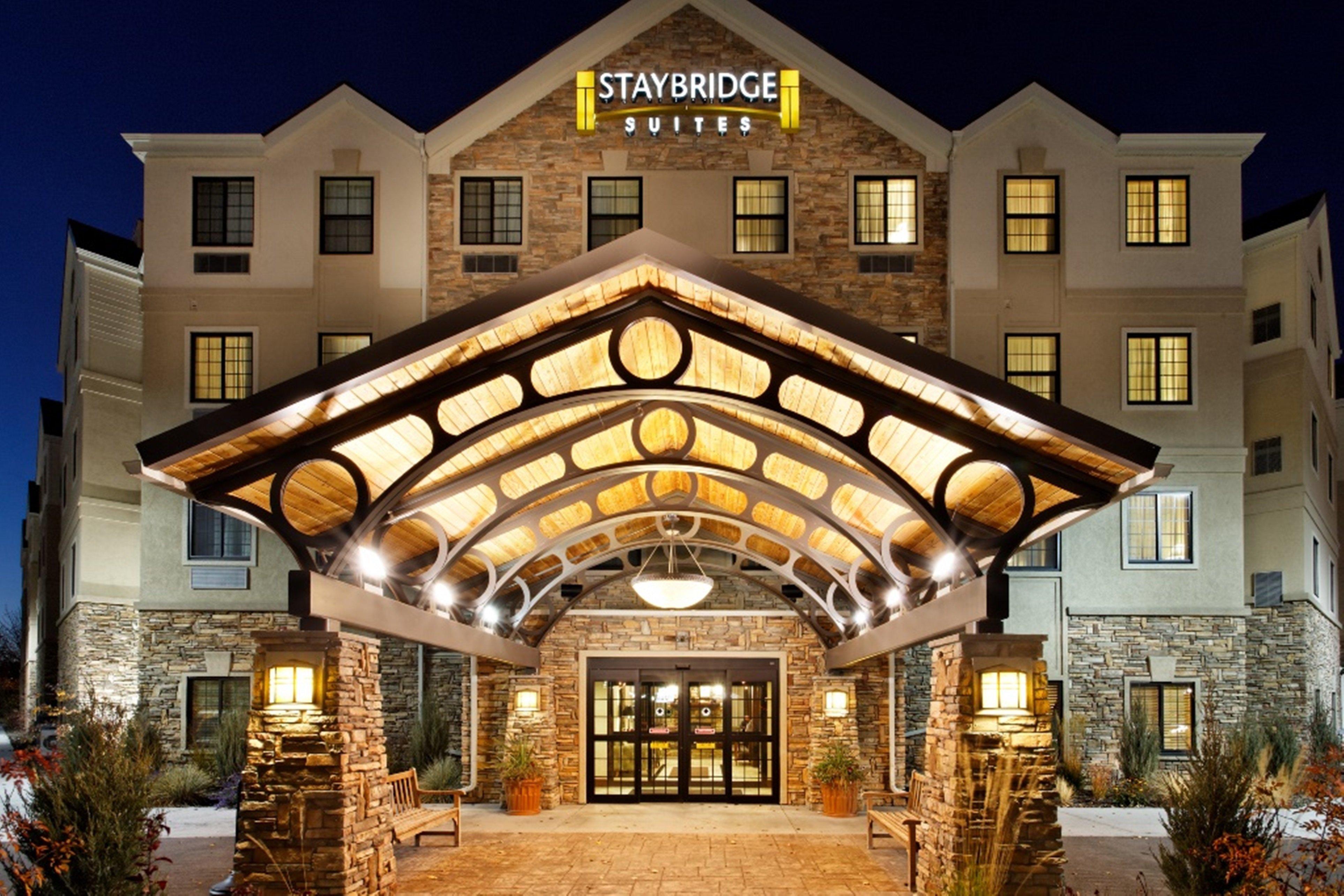 Staybridge Suites Dearborn By Ihg מראה חיצוני תמונה