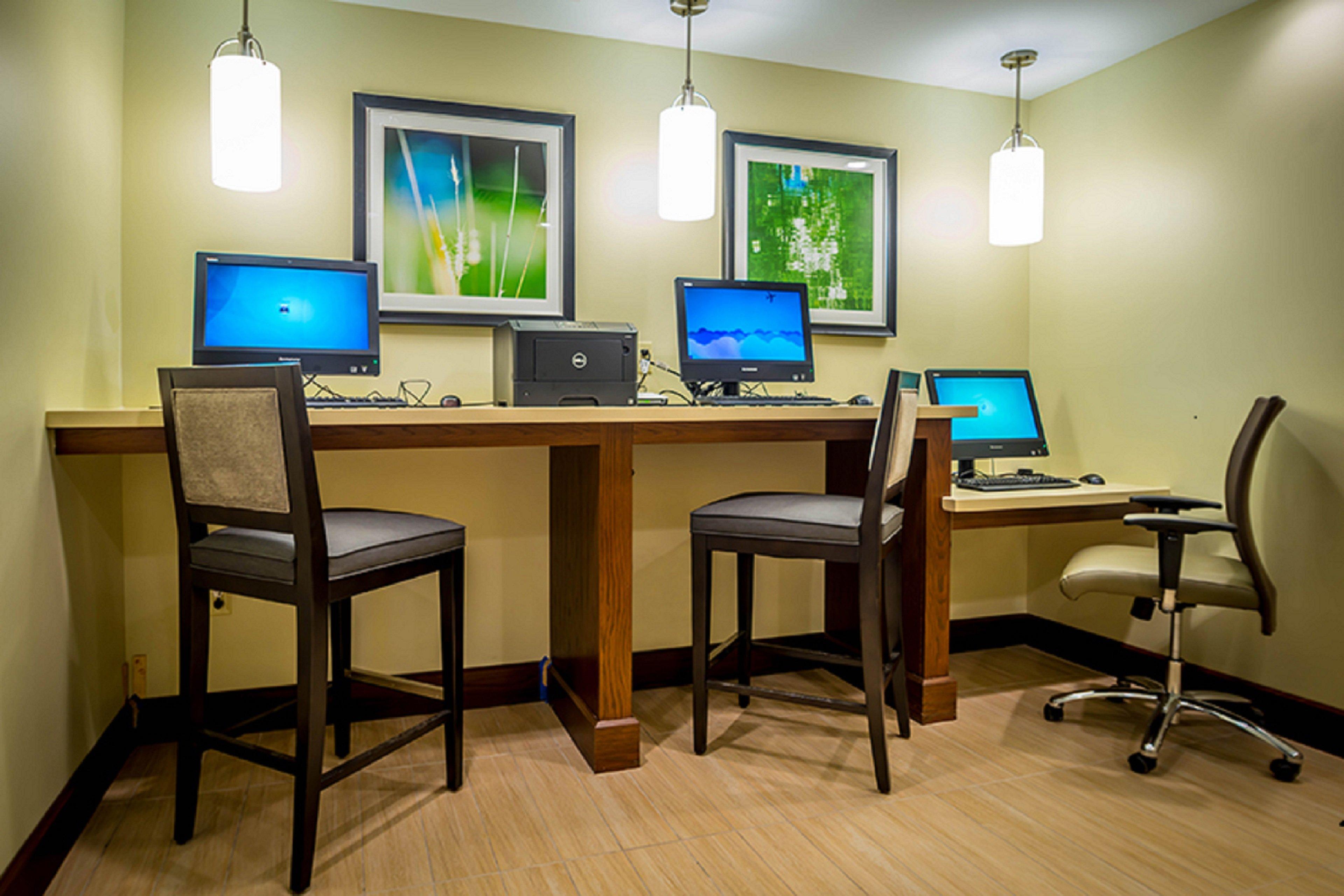 Staybridge Suites Dearborn By Ihg מראה חיצוני תמונה