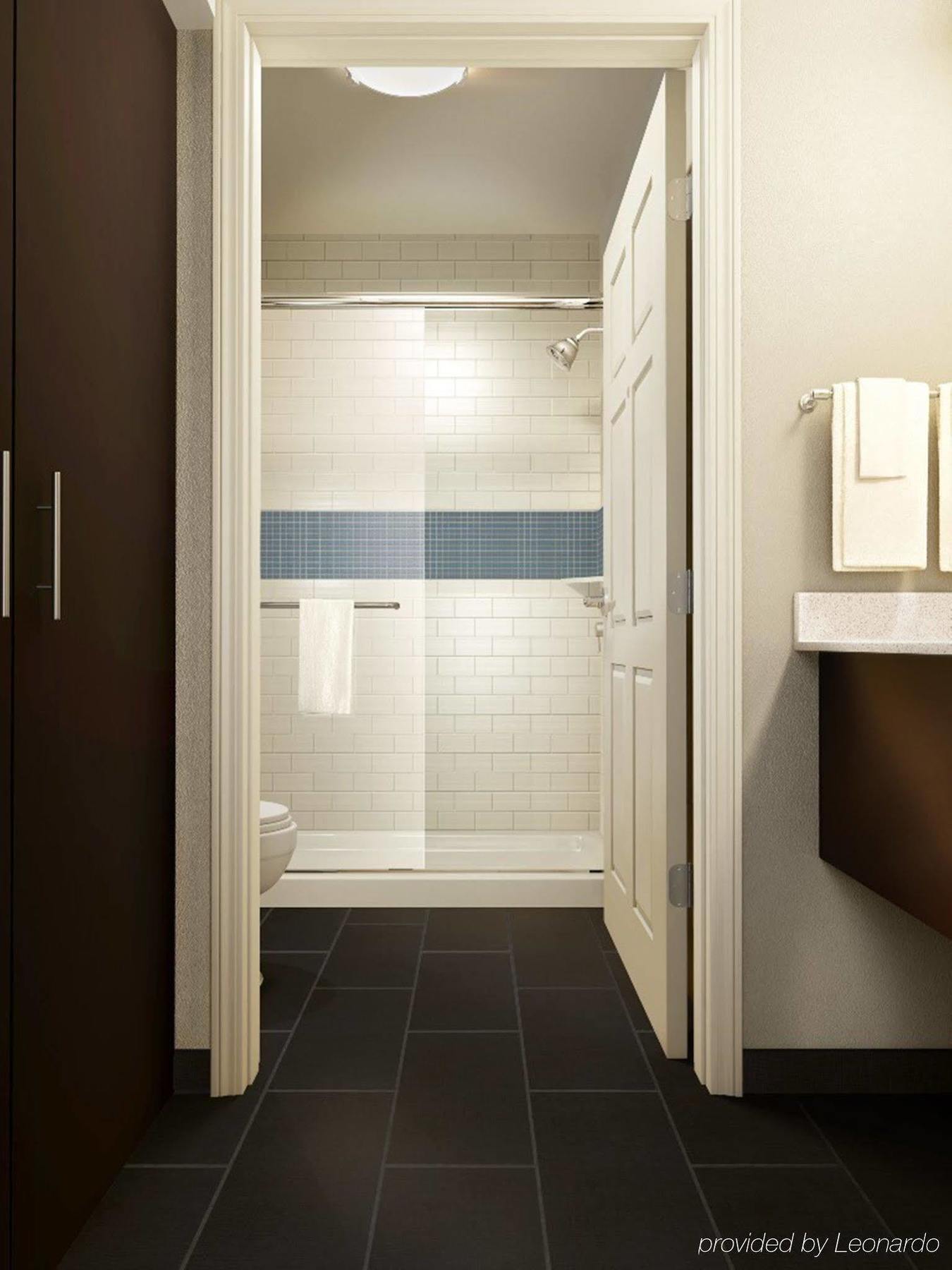 Staybridge Suites Dearborn By Ihg מראה חיצוני תמונה