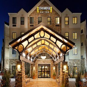 Staybridge Suites Dearborn By Ihg מראה חיצוני תמונה